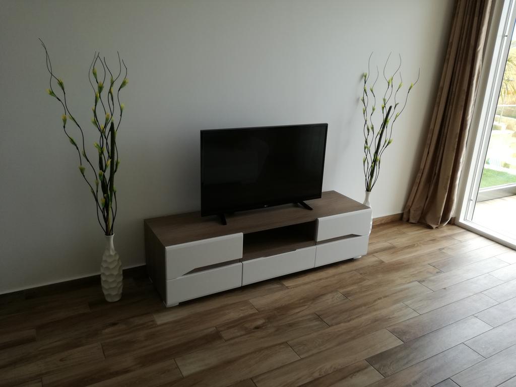 דוברה וודה Apartment Victoria מראה חיצוני תמונה